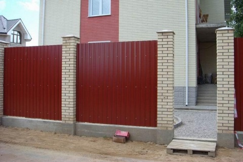 Забор из профлиста мп20